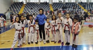 İlk Resmi Müsabakada 8 Madalya Kazandılar