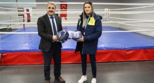 Malatya'lı Milli Boksör Avrupa Şampiyonu Oldu