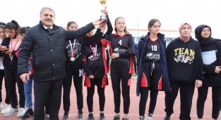 Malatya'da Atletler İl Birincisi Olmak İçin Ter Döktü