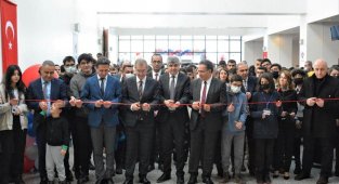 Öğrencilerin bilimsel projeleri sergilendi