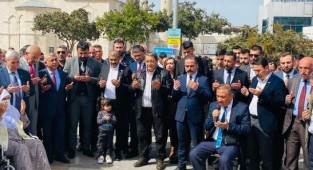 Başbuğ Alparslan Türkeş, Resim Sergisine Yoğun İlgi
