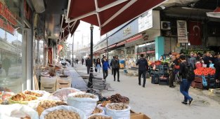 Başkan Güder, prestij sokaktaki çalışmaları inceledi