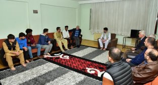 Başkan Güder yabancı öğrencilerle sahur yaptı