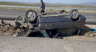 Malatya'dan Bayram Tatiline Giden Öğrenciler Kaza Geçirdi: 1'i Ağır 4 Yaralı