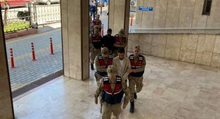 Malatya'da 2 ilçede 6 adrese eş zamanlı operasyon: 6 gözaltı