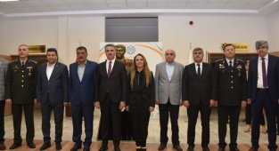 MTÜ'de Özal'ı anma töreni düzenlendi