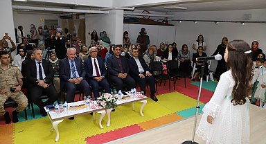Başkan Güder, minik öğrencilerin Kur'an-ı Kerim'e geçiş törenine katıldı