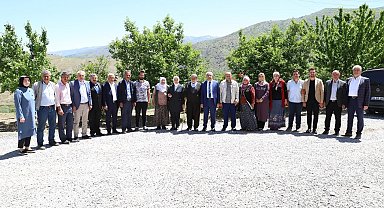 Başkan Güder'e hizmet övgüsü