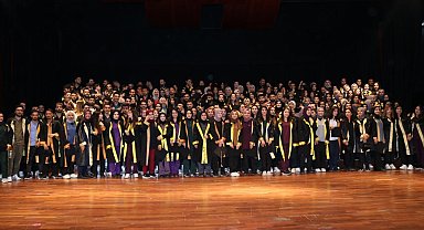 İnönü Üniversitesi Hemşirelik Fakültesinde Mezuniyet Töreni Düzenlendi