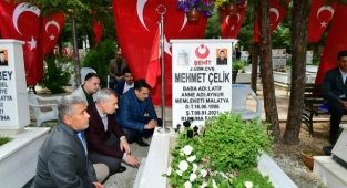 Milletvekili Tüfenkci ile Başkan Çınar'dan şehitlik ziyareti