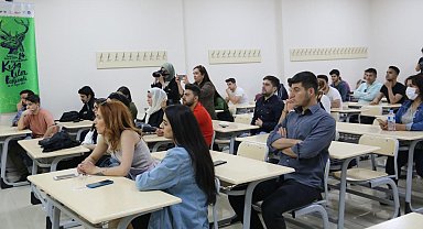 Sinema eleştirmeni Akça'dan eleştiri şikayeti