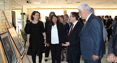 TÖTM'de Ressam Hemşireler Sergi açtı