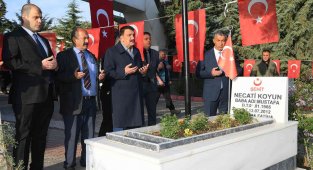 Vali Baruş ve Başkan Gürkan, Şehit Aileleriyle Bayramlaştı
