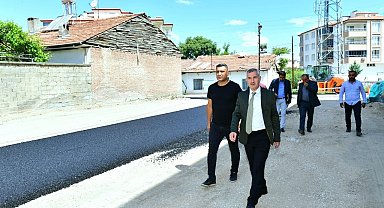 Yeşilyurt'ta yollar yenileniyor
