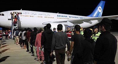 227 Afganistan Uyruklu Göçmen Malatya'dan Ülkelerine Gönderildi