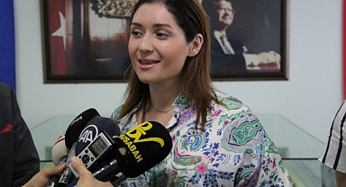 Azeri Şarkıcı Narmin Karimbayova Kardeşine Karaciğerini Verdi