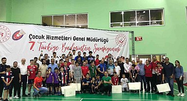 Badminton Türkiye Şampiyonasına Katılan Sporcular 3 Altın, 1 Bronz Madalya Aldı