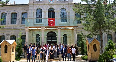 Gürkan, TOBB İstanbul genç girişimciler kurulu üyeleriyle bir araya geldi