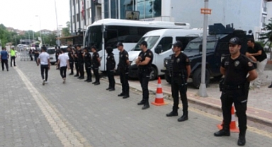 Malatya'da 2 kişinin öldüğü silahlı çatışmayla ilgili gözaltına alınanlar adliyede