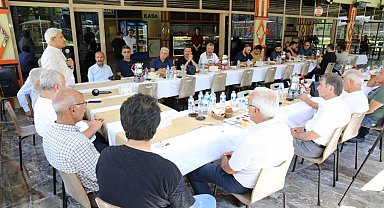 Başkan Güder, veterinerler ile istişare toplantısı gerçekleştirdi