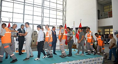 Başkan Gürkan personelle bayramlaştı