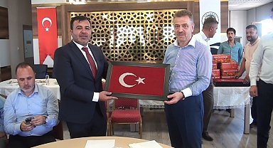 Başkan Sülük, İstanbul'dan gelen heyete hizmetlerini gösterdi