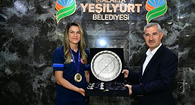 Çınar; Hatice Akbaş, Bizim Gurur Kaynağımızdır