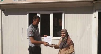 Güvenlik görevlilerinden örnek davranış