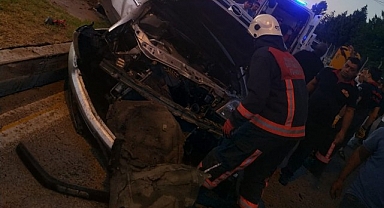 Kazada ağır yaralanan sürücü kurtarılamadı