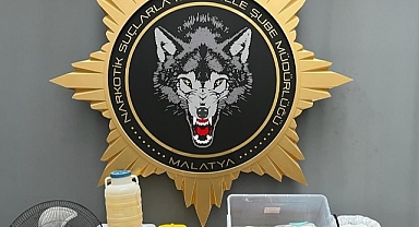 Suçüstü yakalanan 3 zehir taciri tutuklandı