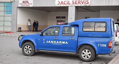 Tabancasını temizlerken bacağından yaralandı