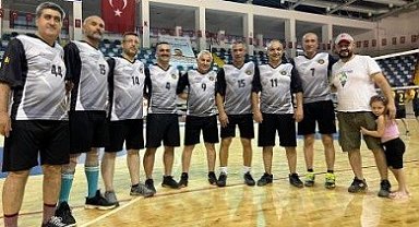 İnönü personeli finale adını yazdırdı