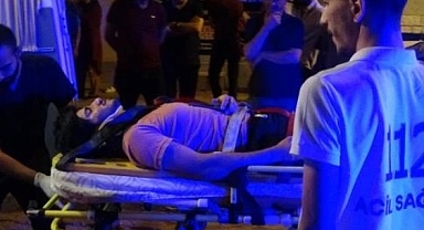 Malatya'da alkollü sürücü kaldırımda yürüyenlerin arasına daldı: 5 yaralı