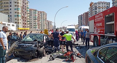 Malatya'da Feci Trafik Kazası 8 Yaralı