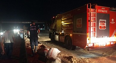 Malatya'da Otomobil ile Pikap Çarpıştı 4 Yaralı 