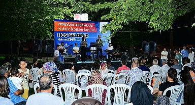 Yeşilyurt'ta Sokak Konserlerine Yoğun İlgi