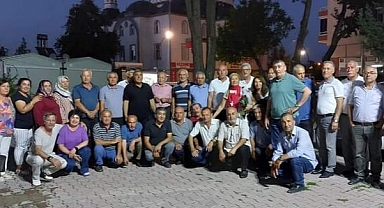 Seher Öğretmen 47 yıl sonra öğrencileriyle buluştu