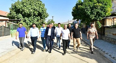 Başkan Çınar, kaldırım ve yol yenileme hizmetlerini inceledi