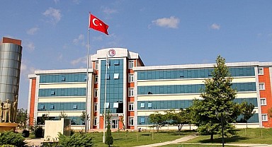 Çanakkale Onsekiz Mart Üniversitesi 3 Sözleşmeli Personel Alımı 2022