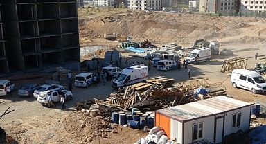 İnşaatta vinç devrildi: 3 ölü, 2 ağır yaralı