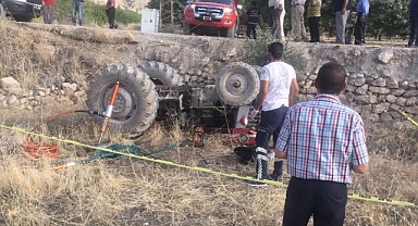 Muhtar Mustafa Kaya Traktör Kazasında Hayatını Kaybetti