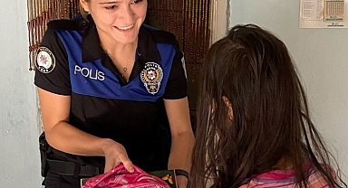 Polis ihtiyaç sahibi öğrencileri unutmadı