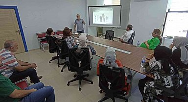 Polisten nüfus müdürlüğü personeline eğitim