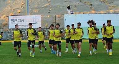 YMS'de, Altay maçı hazırlıklarını sürdürdü