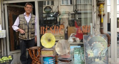 70 yıllık gramofon ustası tarihe ışık tutuyor