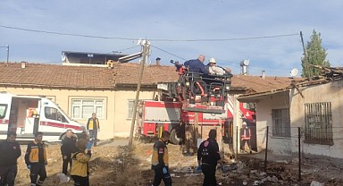 Malatya'da Çatı Çöktü 1 Yaralı