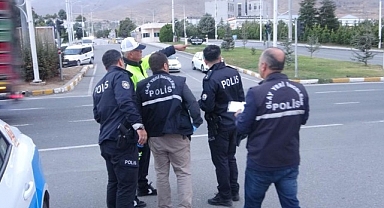 Malatya'da otomobilin çarptığı yaya hayatını kaybetti