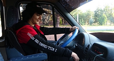 Malatyalı 'Şoför Pınar Akgün' erkeklere taş çıkartıyor