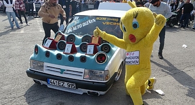 Modifiyeli araç tutkunları Malatya'da bir araya geldi