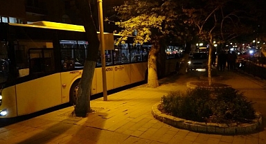 Trafiği felç eden hatalı parka vatandaş müdahale etti